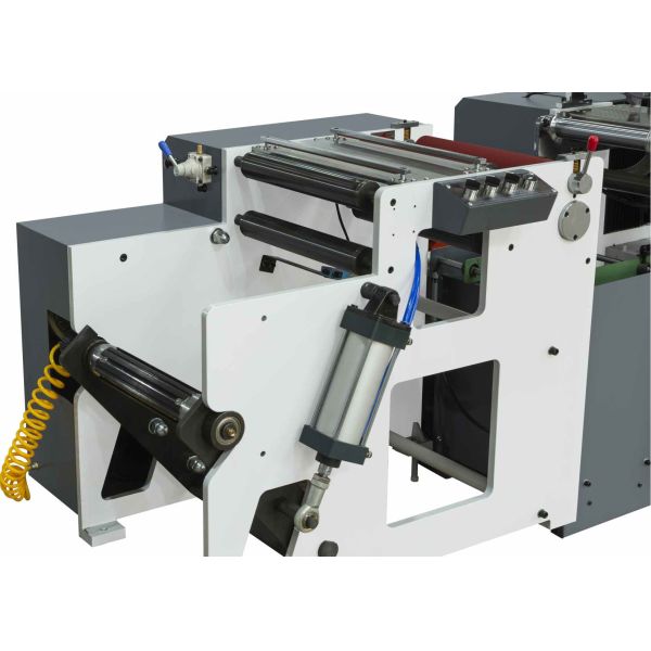 High Speed Hot Stamping Label Die Cutting Machine 350mm