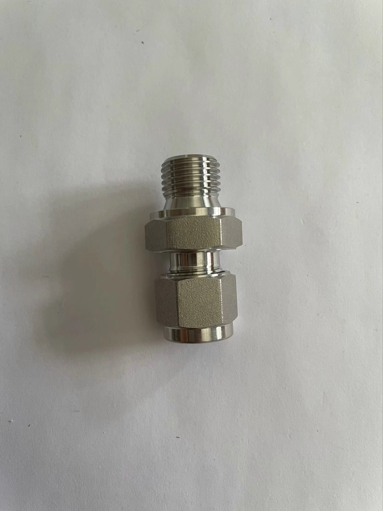 Excellent Durability Double Ferrule Compression Tube Fittings for Equal Pipe Lines Connect in 304/316 Stainless Steel