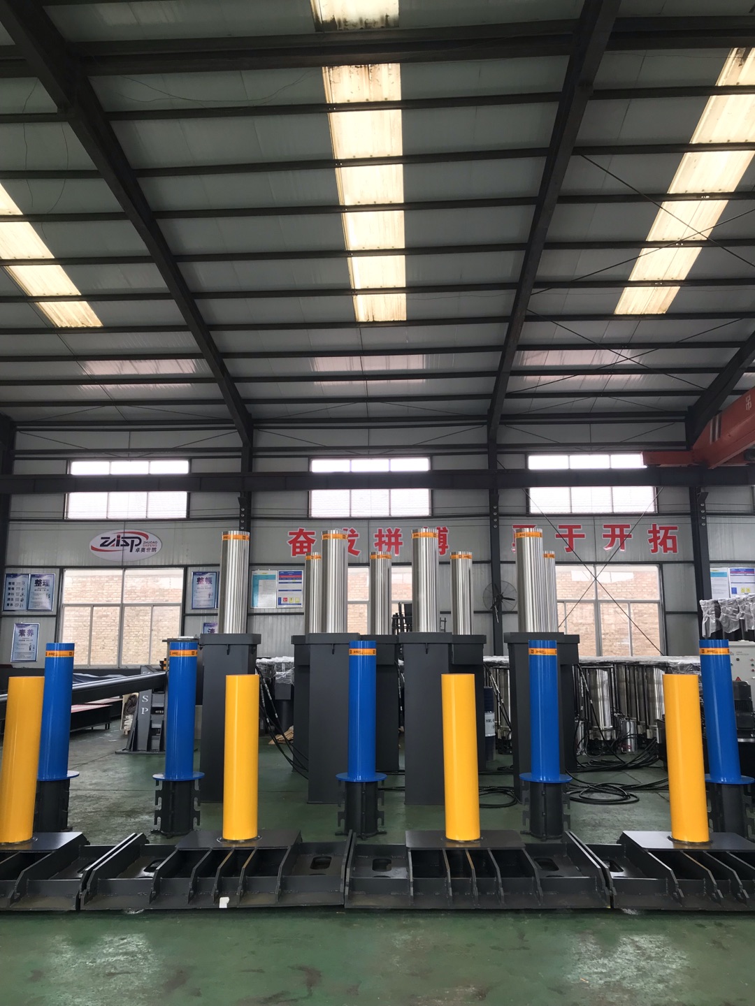 Heavy Duty Stainless Steel Bollards 1000mm Height 219mm Diameter Fixed Bollards