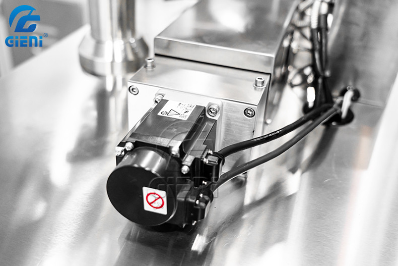 PLC 7KW Cosmetic Filling Machine