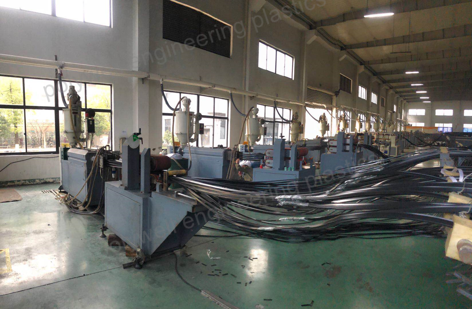 Nylon66 GF25 Strip Extruding Machine 750kg per Day Capicity With Single Screw