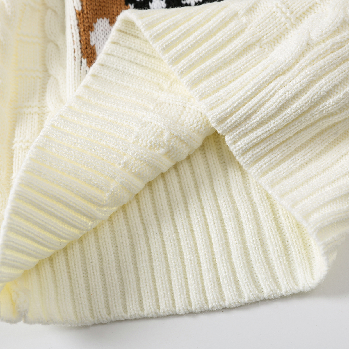 Customized Knitted Jacquard Cable Pattern Children Little Kids Winter Clothing Girls Sweaters