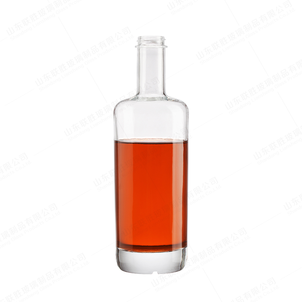 700ml Classic Thick Bottom Vodka Gin Glass Bottle with Screw Cap Clear Surface Handling