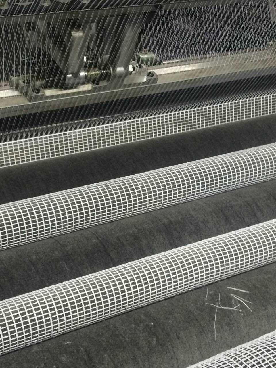 Anti-UV Resistant Plastic Coated Mesh Safety Flexible For Outdoor Chair Coated Wire Mesh Rolls