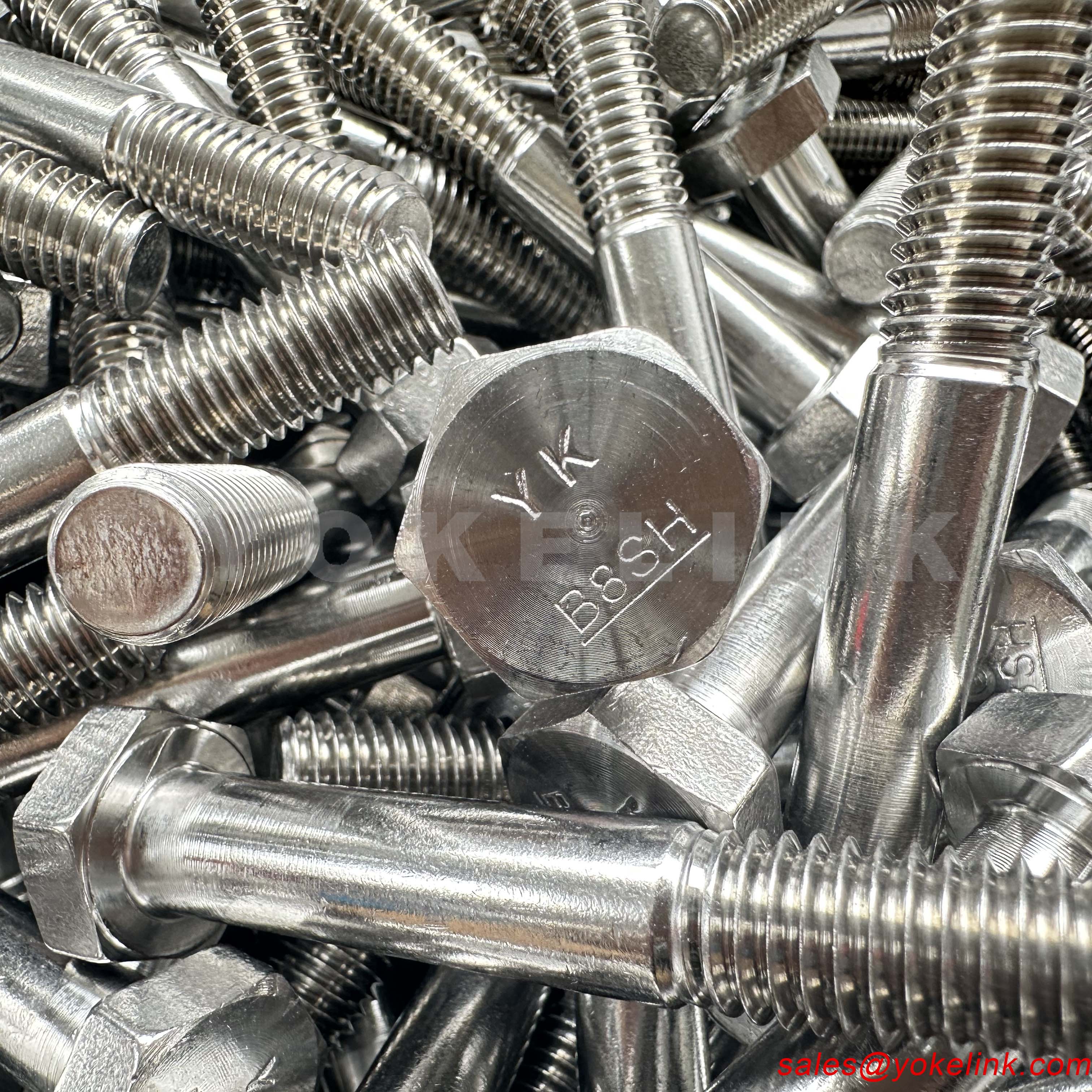 ASTM A193 B8 Threaded Bolt (4)