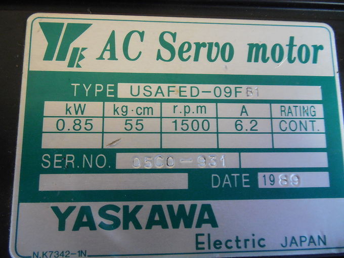 USAFED-09FB1 YASKAWA Servo Drive - 0.91A, 200V, 100W, 0.13HP  Original New 1