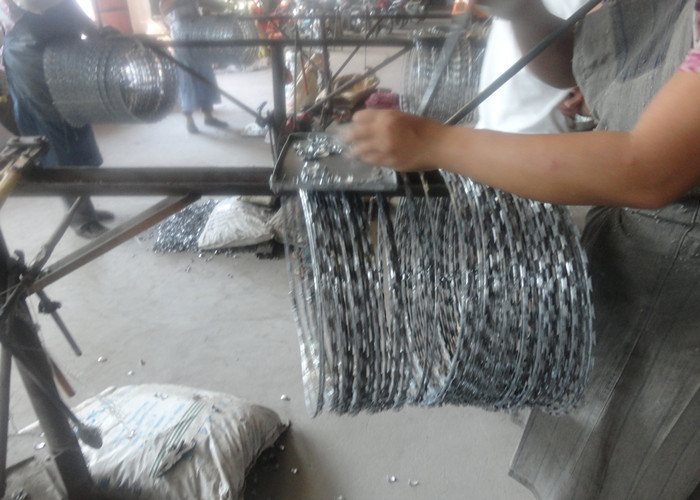 BTO 22 Coiled Razor Barbed Wires