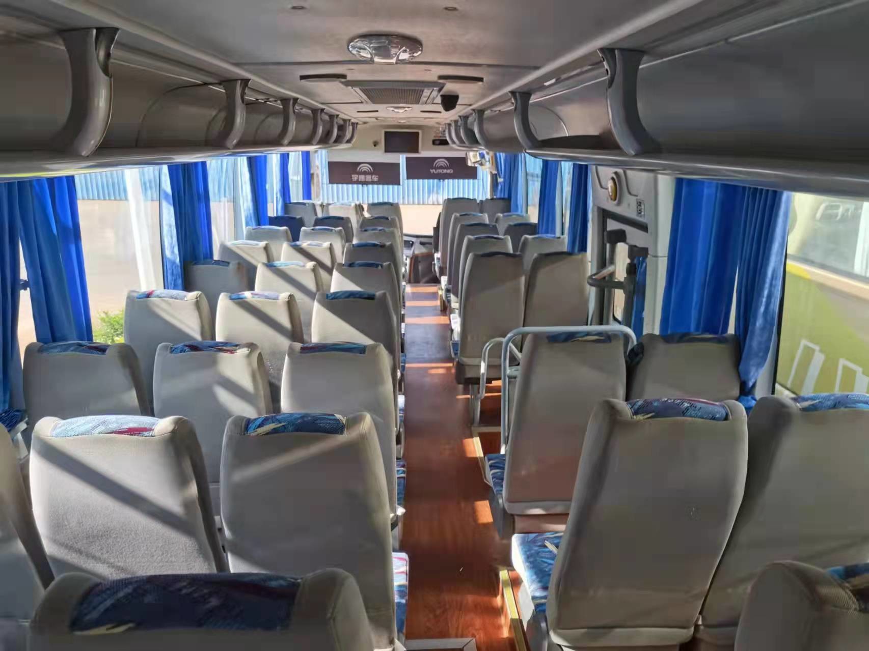 Used Yutong Urban Buses Used Diesel LHD Luxury Urban Passengers Coach Buses