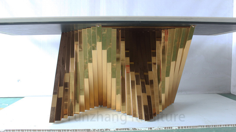 Gold Irregular Luxury Modern Dining Tables Metal Base With Marble Table Top
