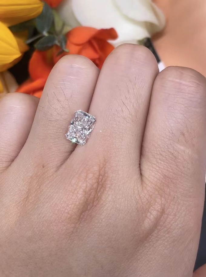 Colorless D Cvd Diamonds Radiant Cut Lab Diamond 2.0ct-2.6ct