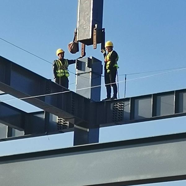 Customized Prefabricated Steel Structure Building Q235B Q345B Metal Building