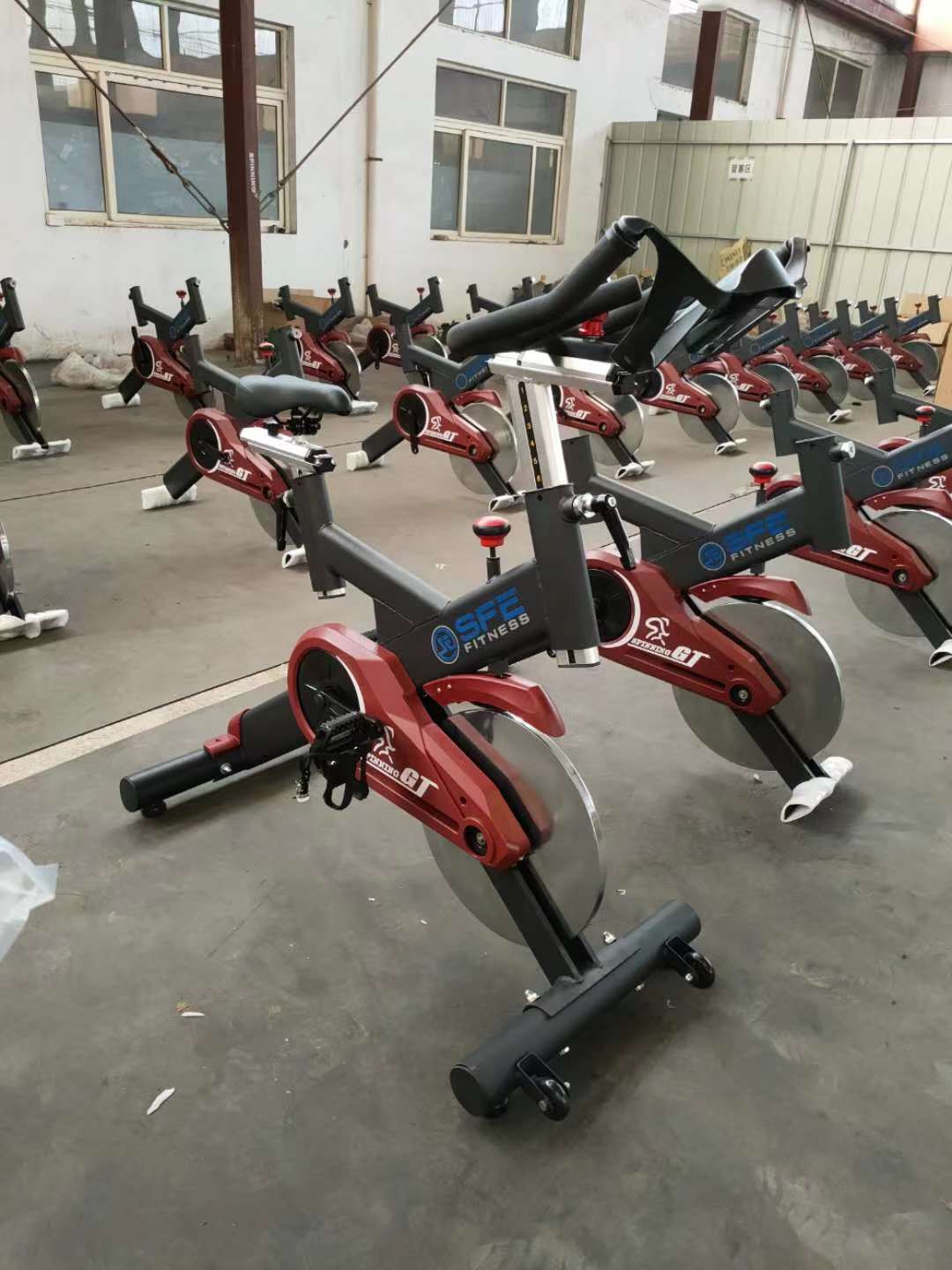 Spinning Bike Commercial Gym Equipment Cardio Training Indoor Exercise Bikes