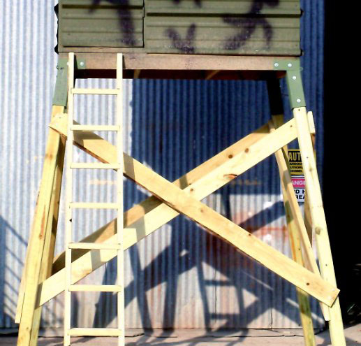 High Strength Steel Deer Blind Tower Stand Brackets 4X4 for Custom Tree House in Black