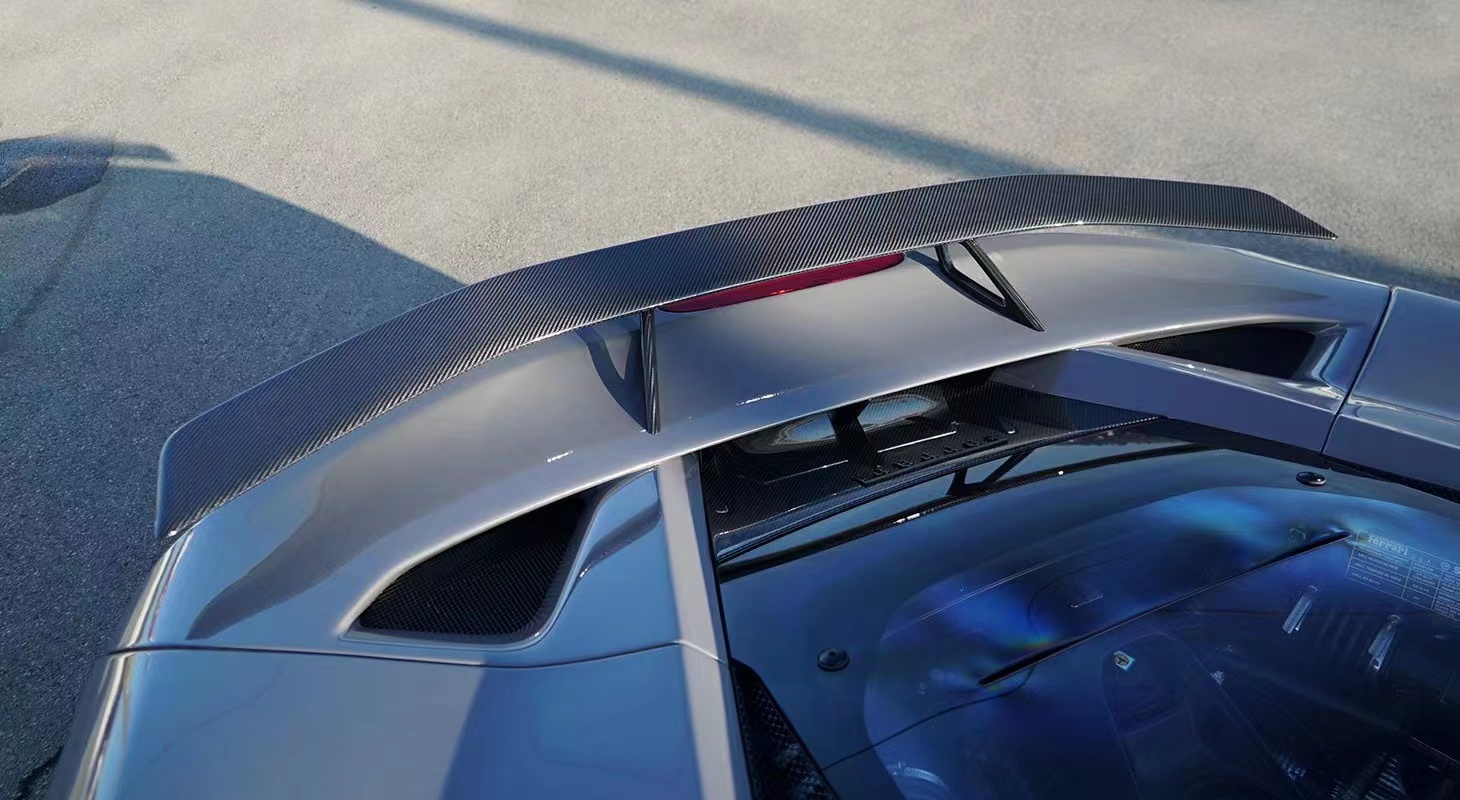 Novit Style Carbon Fiber Body Kit for Ferrari F8 Carbon Fiber Body Kit Front Shovel Rear Diffuser Spoiler