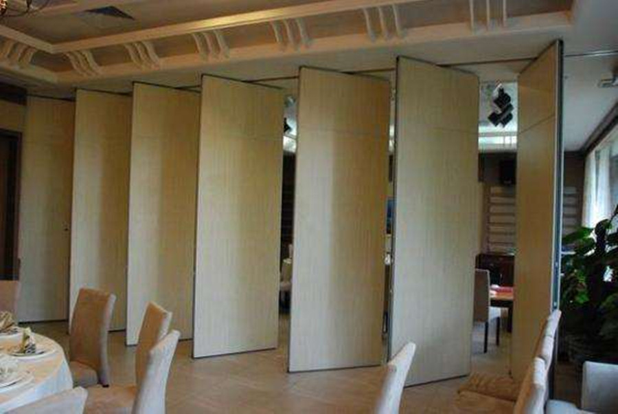 Conference Room Sound Proof Operable Partition Walls With MDF + Aluminum Material