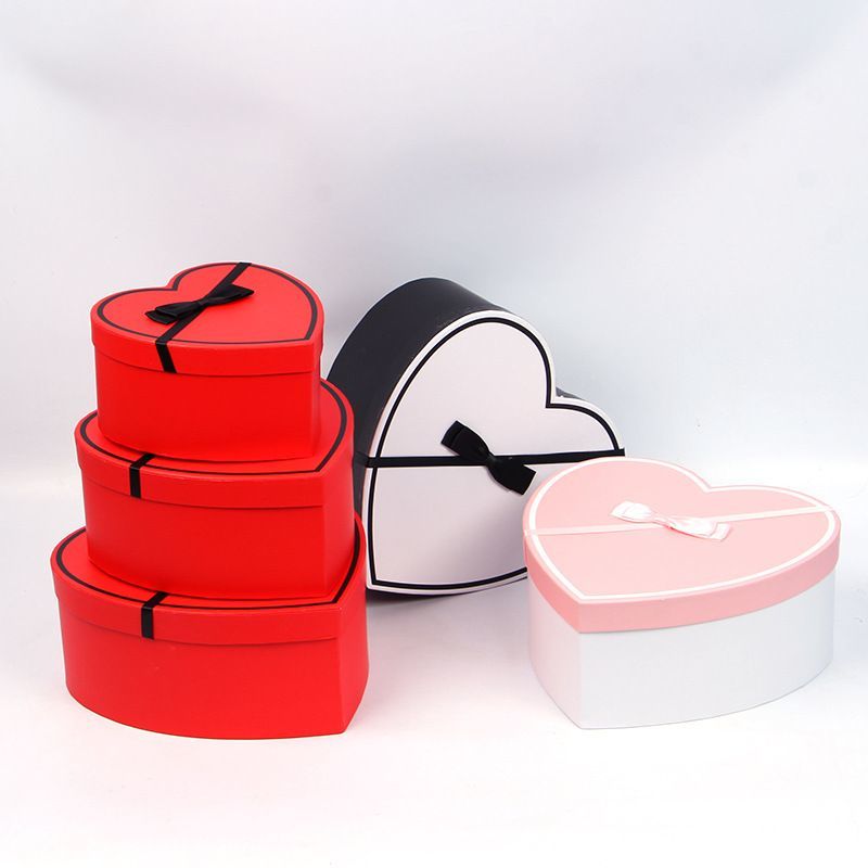 High Quality China Wholesale Custom Logo Printing Heart Shape Wedding Festival Gift Packaging Cardboard Box for Chocolates Cookies Candies Prensents