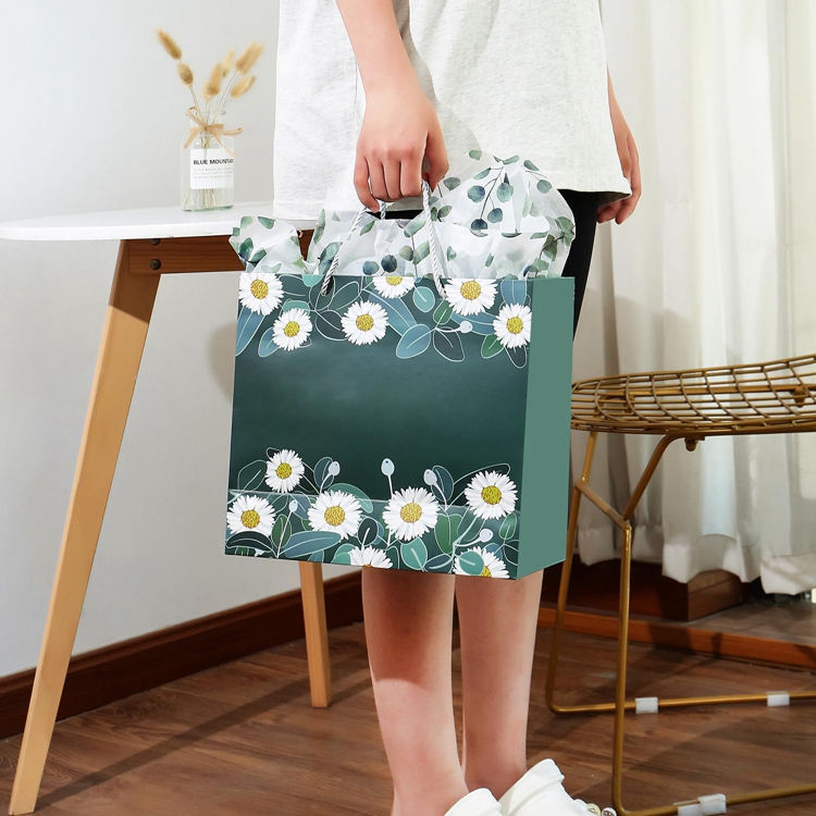 Custom Made Portable Logo Paper Bag With Rope Handle for Stickers and Gift Craft