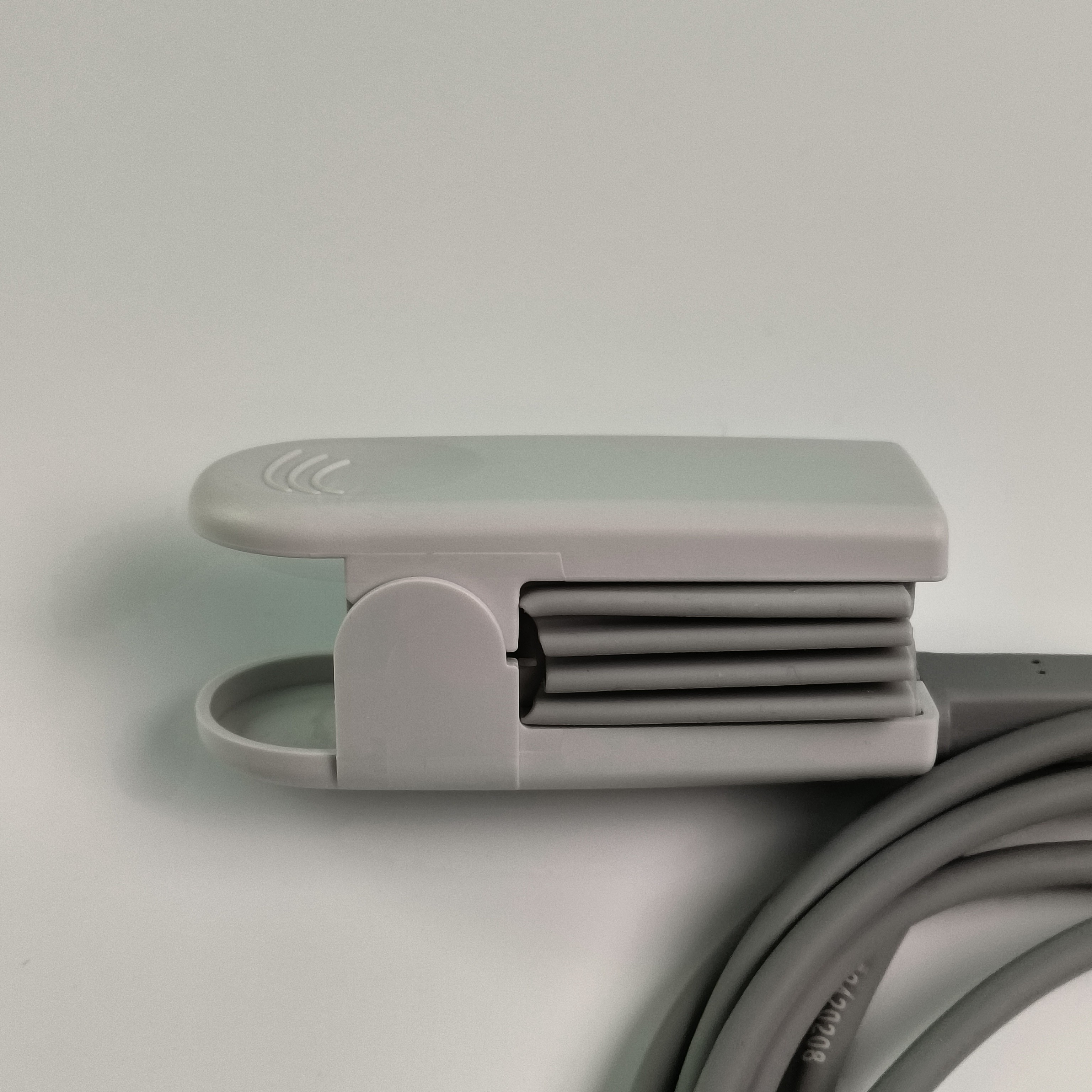 Seven Needle Integrated Finger Clip Blood Oxygen Probe Blood Oxygen Sensor Adult 2.5M Reusable REF SH1