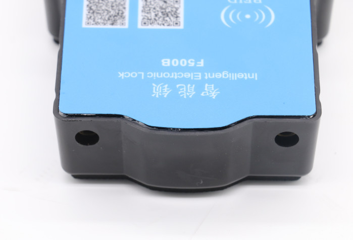 Container Magnetic Long Battery Life GPS Tracker With Lock Functions