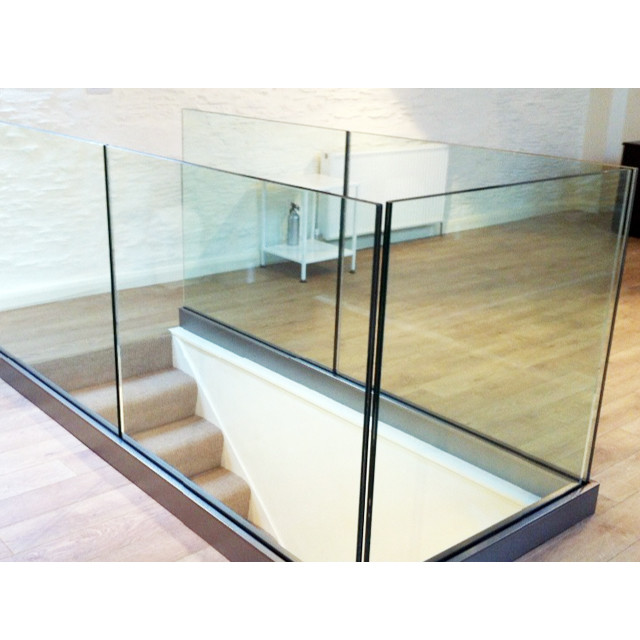 Indoor Outdoor 10mm Thick Frameless Glass Balcony Aluminum Balustrade