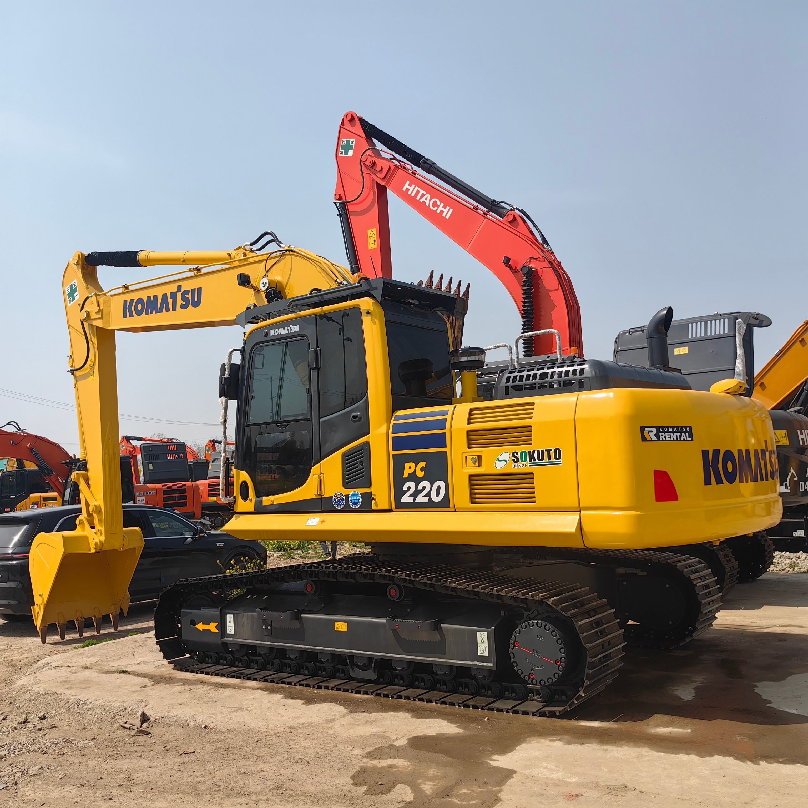 Komatsu Pc220 Used Excavator 22ton Pc220-8 Crawler Backhoe Machine
