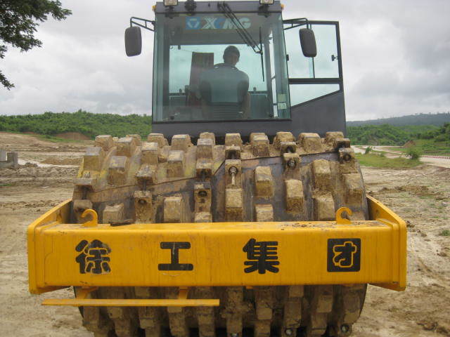 Xsj-Series Road Rollerxs142j