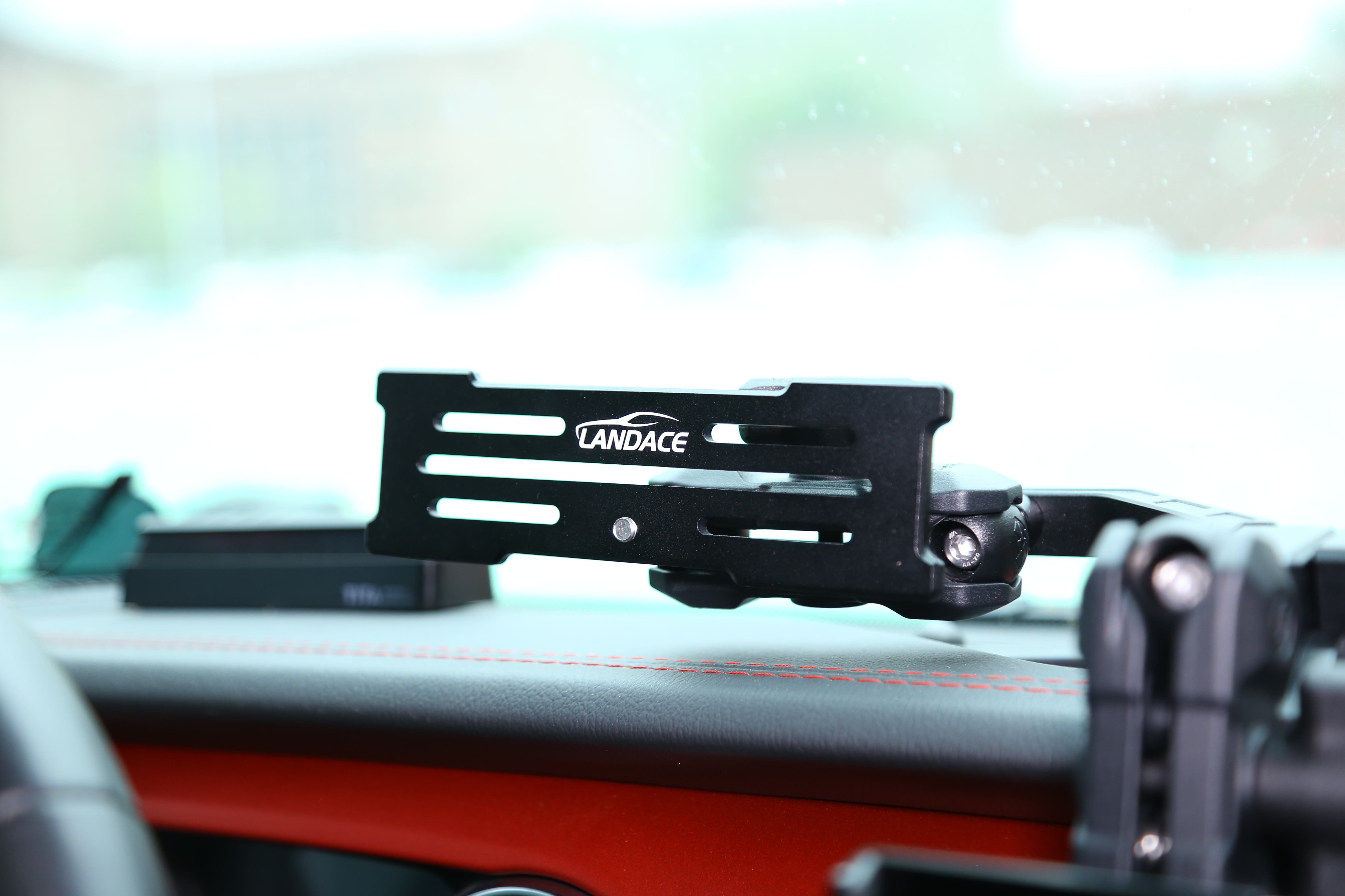 JEEP Wrangler JL and Gladiator Car Fitment Dashboard Mount for Perfect Phone Holder