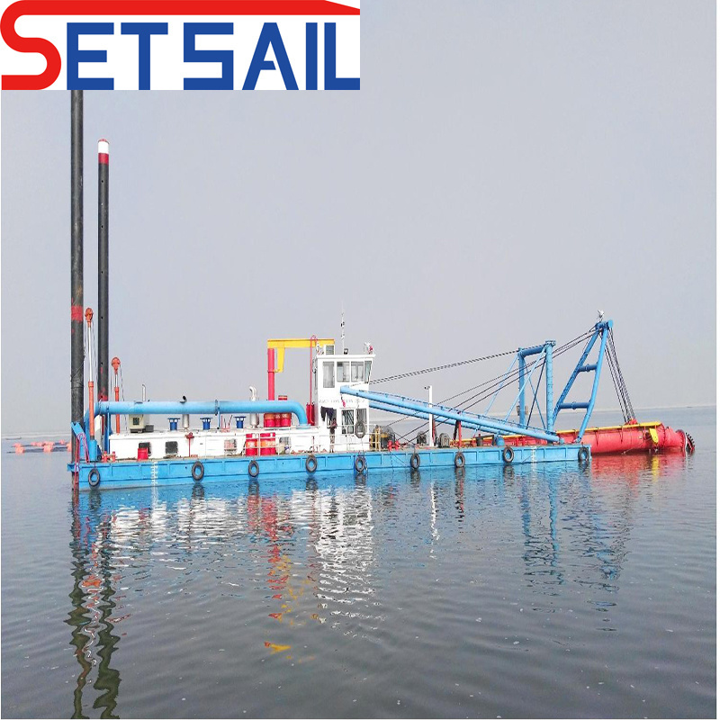 China Manufacture Cutter Suction Dredger for River Sand and Mud