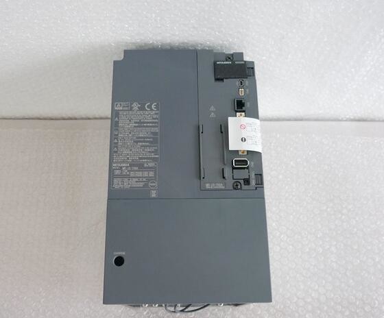 MR-J3-700A Mitsubishi Servo Driver MR-J3 Series Servo Driver Servo Motor Original adn New
