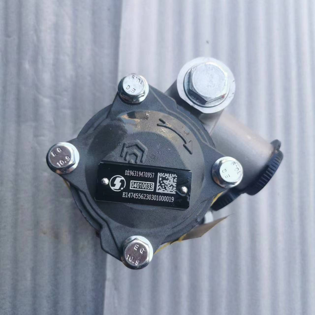 WP10/P10H Engine Shaanxi Automobile Heavy Truck Steering Pump Vane Pump DZ96319470957