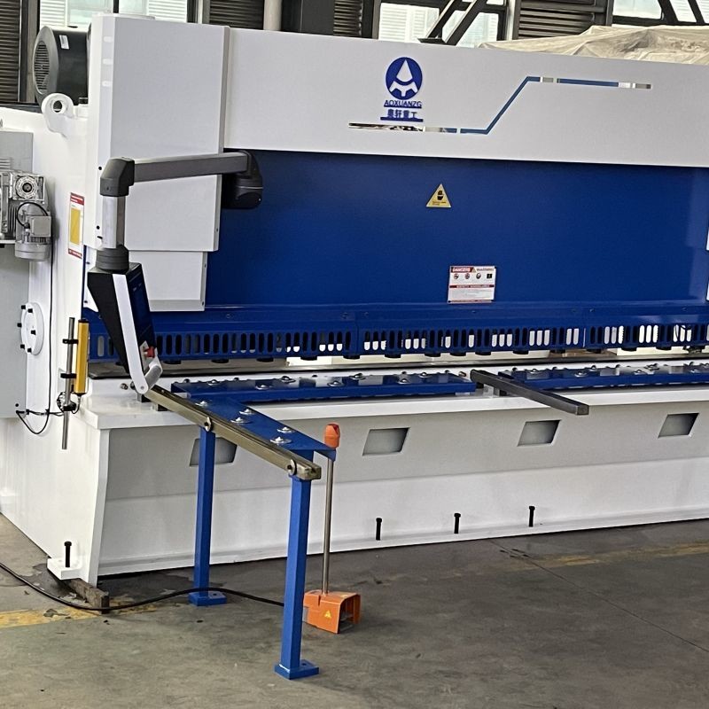 Hydraulic CNC Guillotine Shearing Machine Delem DAC310T DAC360T High End