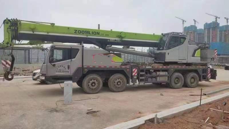 Heavy Equipment Hydraulic Zoomlion 35ton Truck Crane Terrian Mobile Crane Construction Machinery