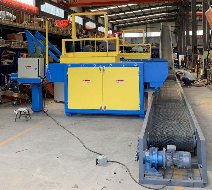 Capacity 1500kgs/H Wood Shaving Machine Automatic Wood Shaving Mill