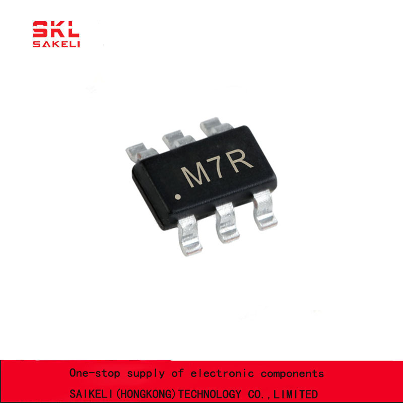 ADM1085AKSZ-REEL7 Semiconductor IC Chip Low-Power CMOS Voltage and Temperature Supervisor