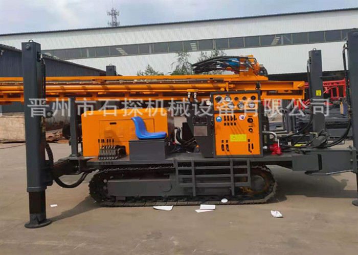 Water Well Crawler Pneumatic Drilling Rig Machine 400m