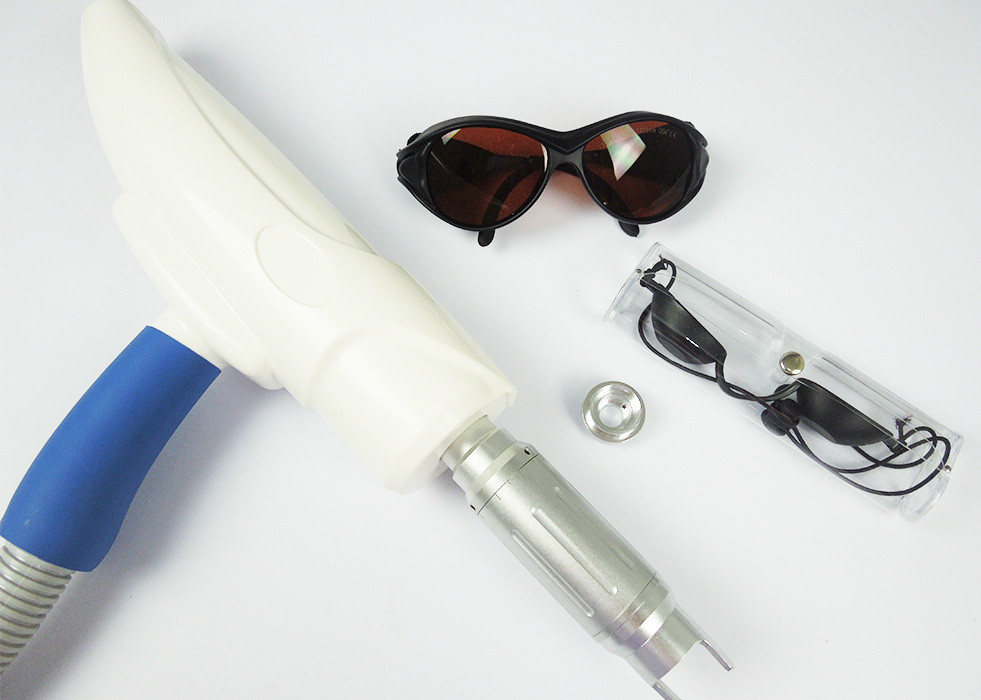 Skin Lightening Nd Yag Laser Hair Removal Machine Long Pulse 1064nm Wavelength