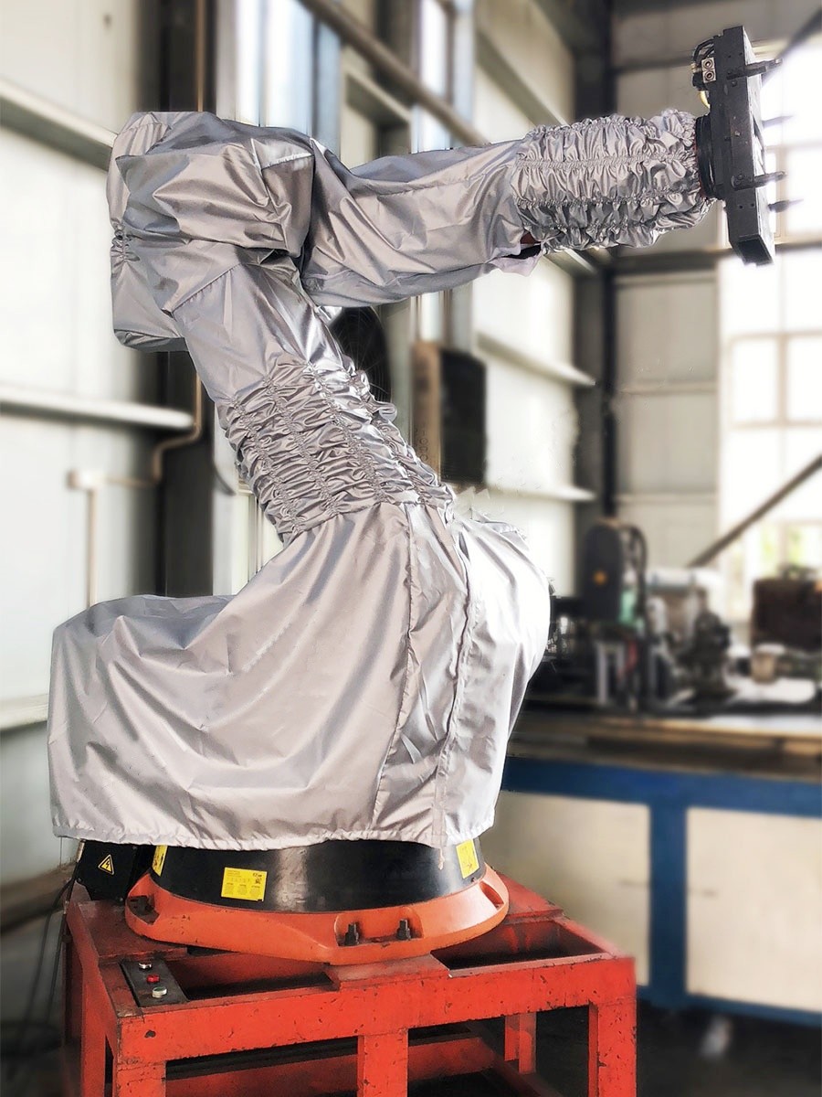 Spraying Robotic Arm Kit With Robot Protective Clothing And Temperature Control
