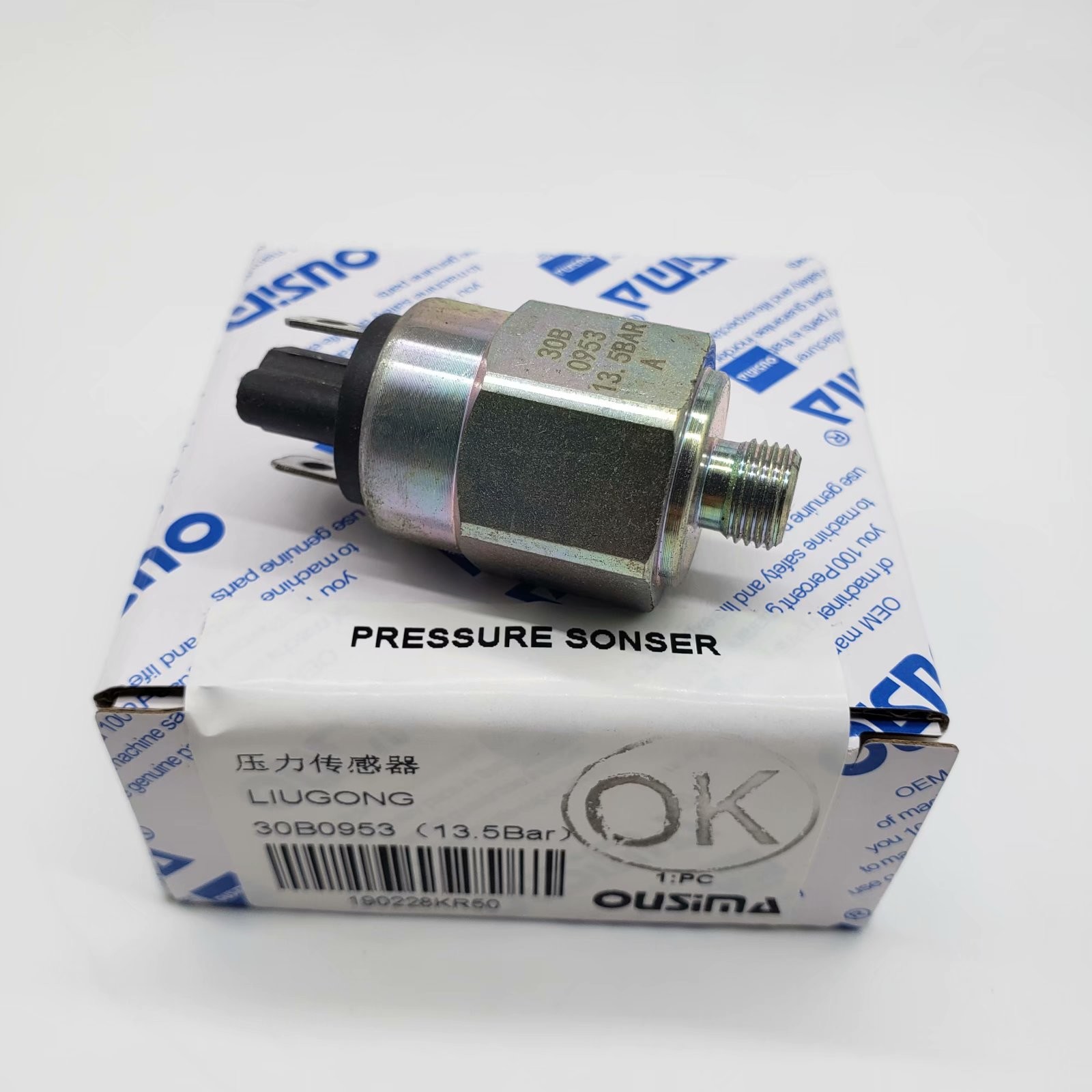 OUSIMA Pressure Sensor 30B0953 For LIUGONG Wheel Loader Pressure Switch 30b0952 30b0862 30B0953(13.5Bar)