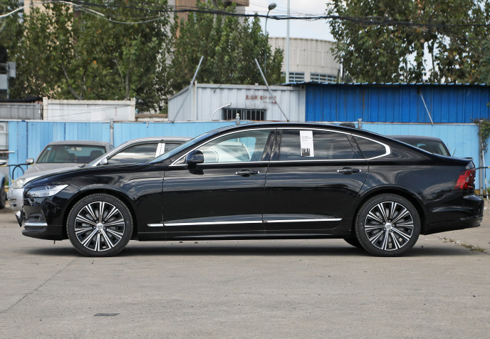 VOLVO S90 2023 B5 Zhiya Haohua version Gasoline+48v Medium Large SUV 2.0T 250HP L4