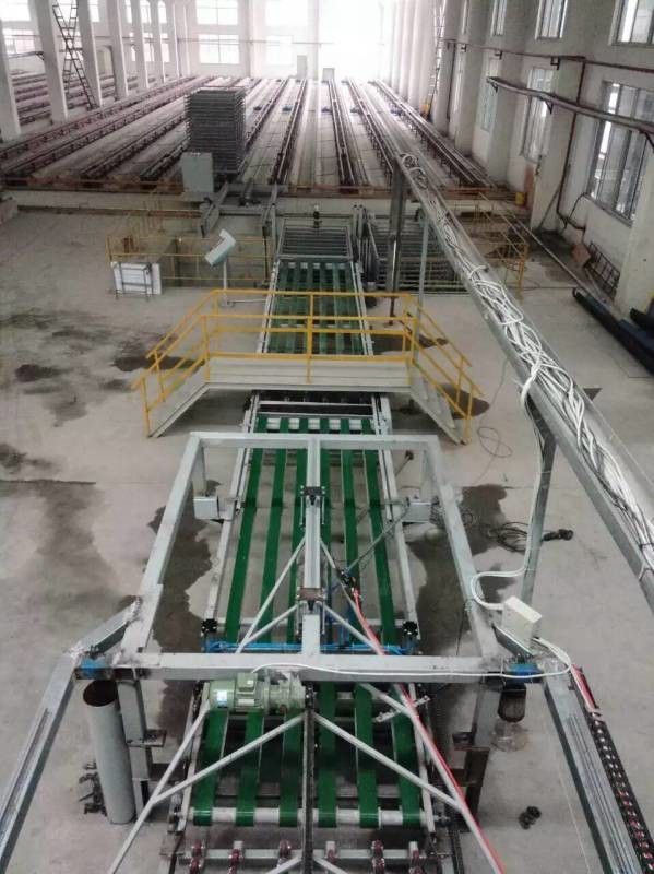 Fireproof Composite Insulation Wall Panel Forming Machine , Sandwich Wall Panel Machine