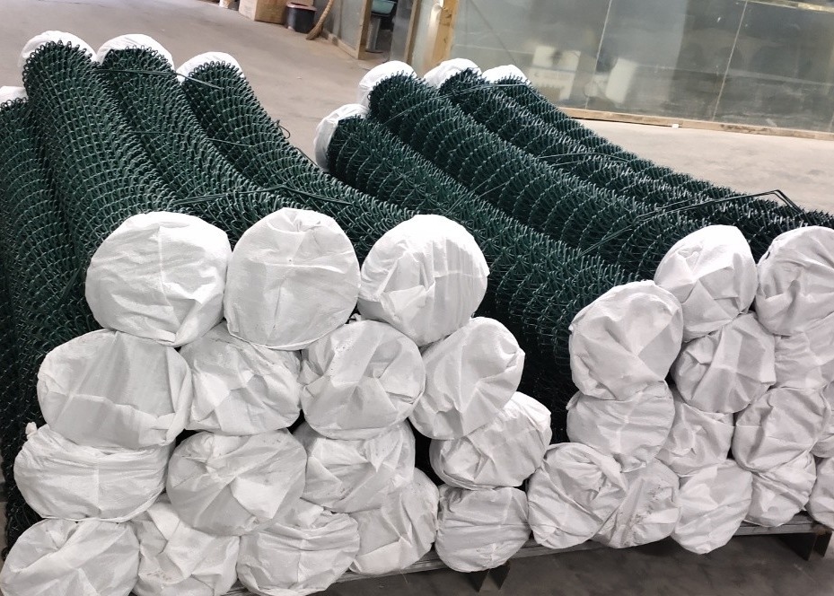 Decorative Protection Metal Chain Link Fence Easily Assembled