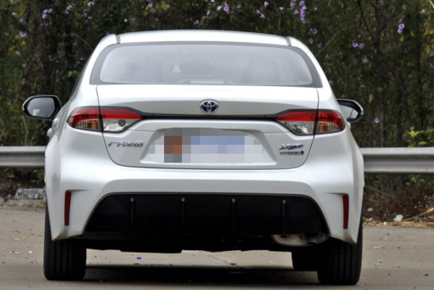 2023 Toyota LEVIN Smart Hybrid Dual Engine 1.8L sport version Compact car 4 Door 5 seats Sedan