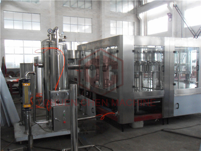Isobaric Plastic Bottle Carbonated Drink Filling And Capping Machine 10000BPH
