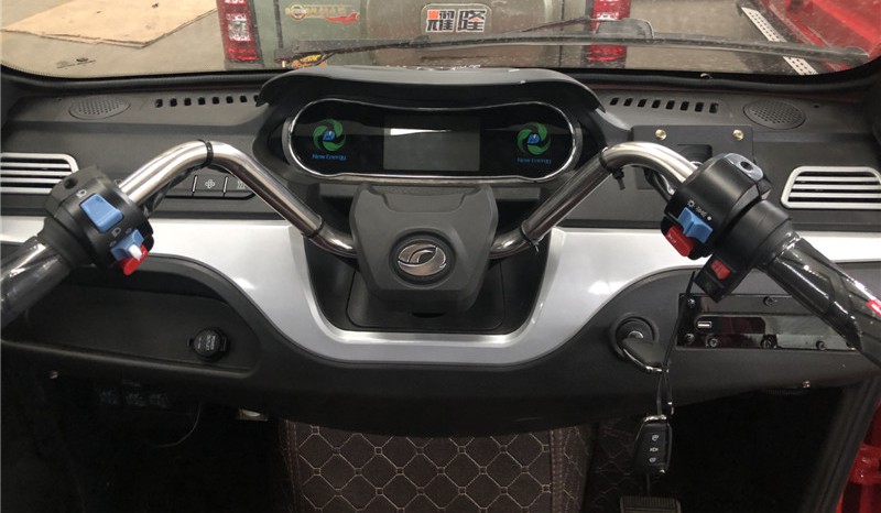 Auto 275w 45km/H Electric Passenger Closed Tricycle