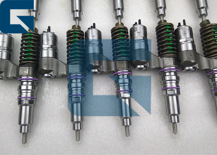 0414702023 3829644 Common Rail Diesel Fuel Injectors For Excavator Replacement Parts