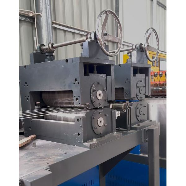 220-250kg/H Capacity Double Output Plastic Packing Strap Extrusion Machine Make PP Strapping