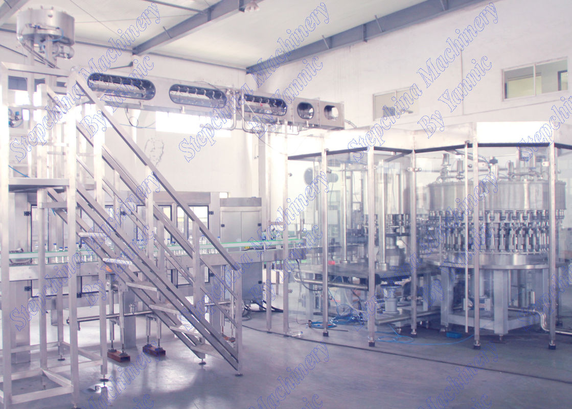 PLC Control Automatic Water Bottle Filling Machine 7.5 Kw 27000B / H 500ml