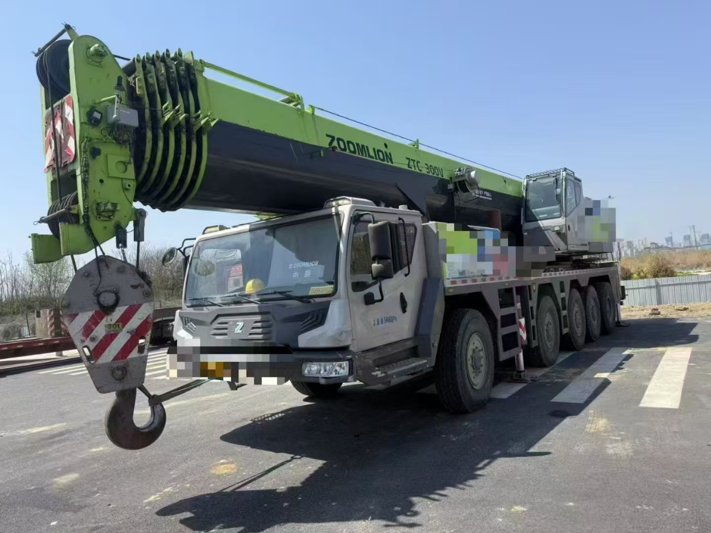 ZOOMLION 130Ton Mobile Crane Truck Sell China Used Crane