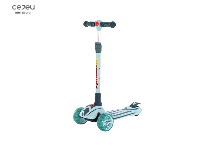 3 Speed Adjustable Blue Light Up With Rear Brake 120*50mm PU Wheels