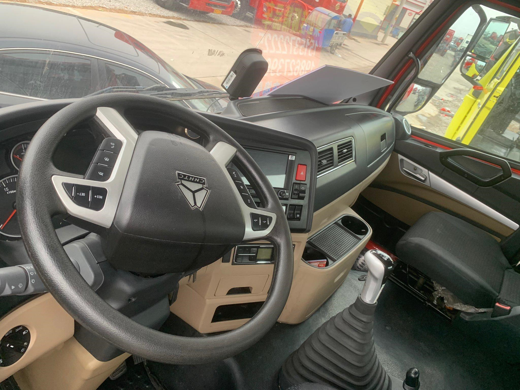 Sino Truck HAOHAN J7G Heavy Truck 6*4 400hp Used Tractor Truck